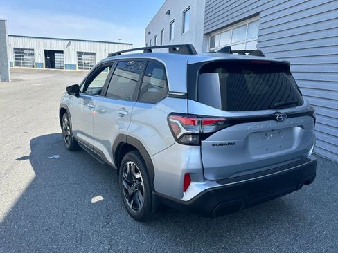 Used 2025 Subaru Forester Limited image 3
