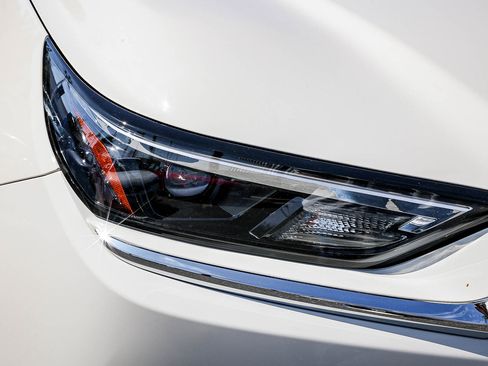 Used 2024 Toyota Grand Highlander XLE image 14