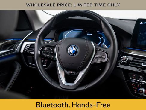 Used 2022 BMW 530e xDrive image 10