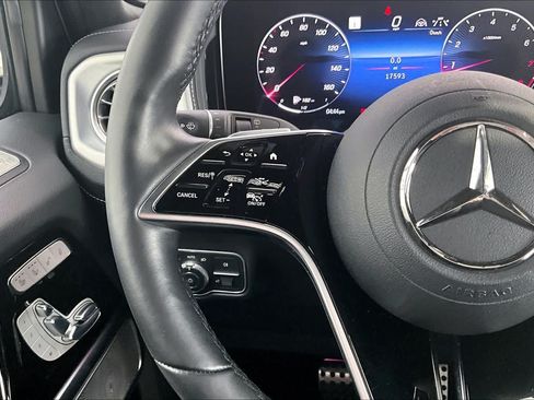 Used 2025 Mercedes-Benz G 550 image 24