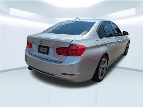 Used 2013 BMW 328i Sedan RWD image 2