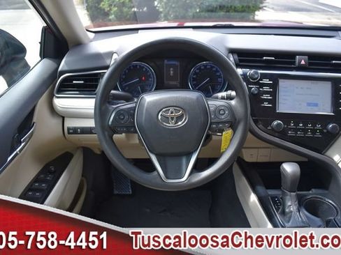 Used 2019 Toyota Camry LE FWD image 24