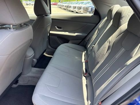 Used 2023 Hyundai Elantra SEL FWD image 20