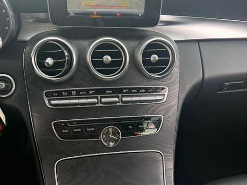 Used 2017 Mercedes-Benz C 300 4MATIC Sedan image 15