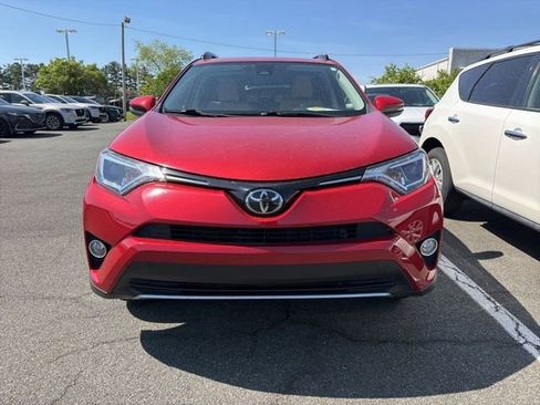 Used 2017 Toyota RAV4 XLE image 2