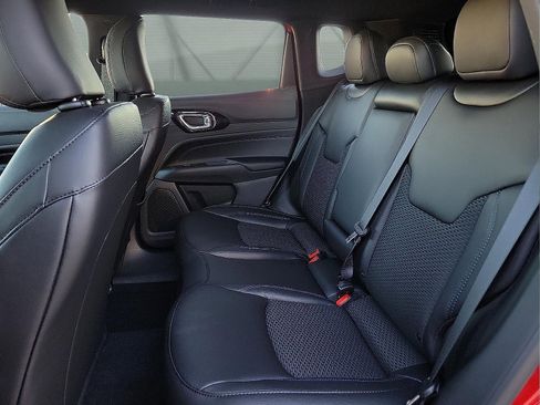 New 2026 Jeep Compass Latitude image 8