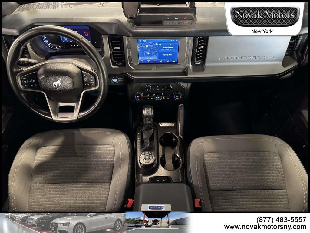 Used 2023 Ford Bronco Outer Banks AWD/4WD image 14