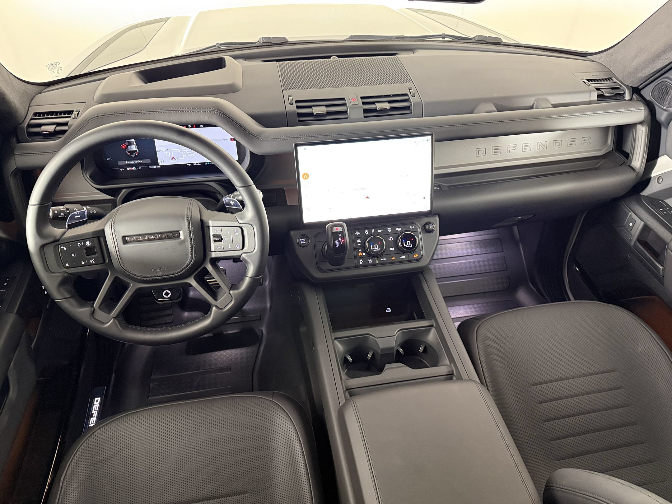 New 2026 Land Rover Defender 110 OCTA AWD/4WD image 16