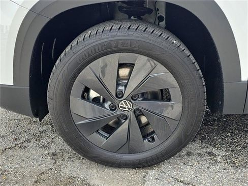 New 2025 Volkswagen Taos S image 7