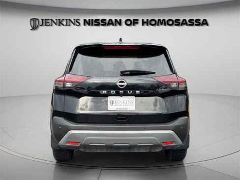 Certified 2023 Nissan Rogue S image 9