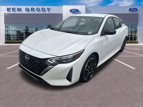 Used 2024 Nissan Sentra SR FWD image 4