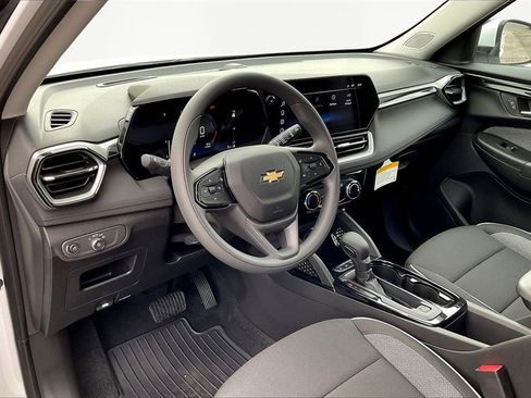 New 2026 Chevrolet TrailBlazer LT image 8