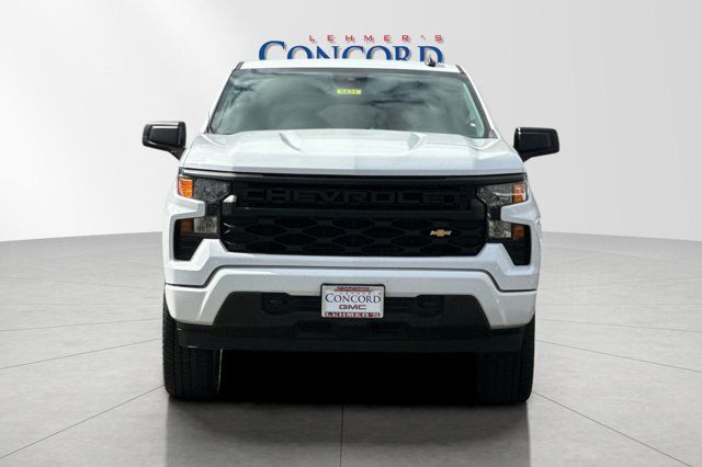 Used 2022 Chevrolet Silverado 1500 Custom AWD/4WD image 9