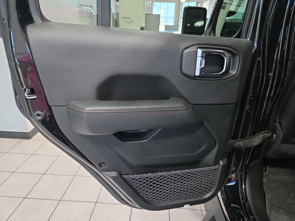 Used 2023 Jeep Wrangler Unlimited Rubicon 392 w/ Xtreme Recon 35" Tire Package AWD/4WD image 27