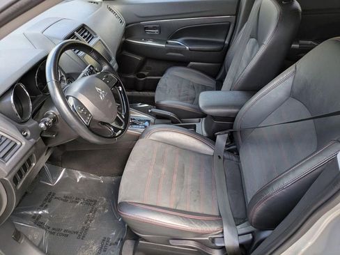 Used 2018 Mitsubishi Outlander Sport SE AWD/4WD image 12