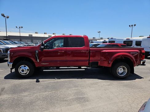 New 2026 Ford F350 Lariat w/ FX4 Off-Road Package AWD/4WD image 7