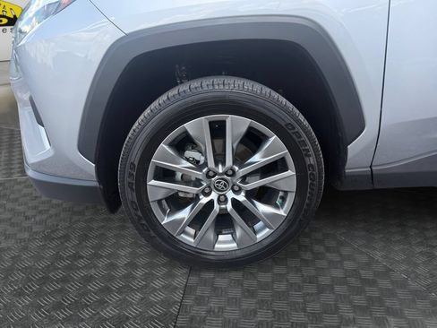 Used 2022 Toyota RAV4 XLE Premium AWD/4WD image 14