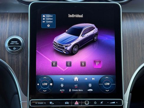 New 2026 Mercedes-Benz GLC 300 image 23