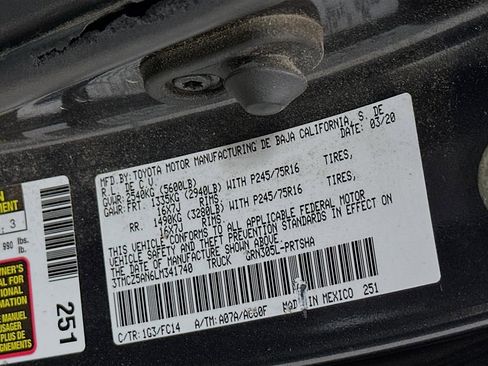 Used 2020 Toyota Tacoma SR5 AWD/4WD image 30