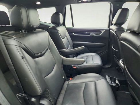Used 2020 Cadillac XT6 Premium Luxury w/ LPO, Floor Liner Package FWD image 30