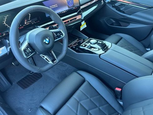 New 2026 BMW 530i w/ M Sport Package image 4