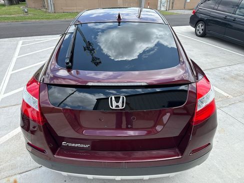 Used 2015 Honda Crosstour EX-L image 12