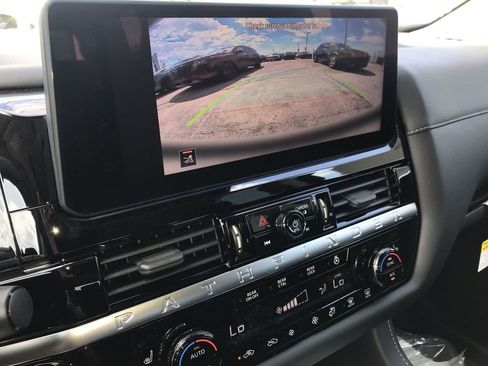 New 2026 Nissan Pathfinder SV AWD/4WD image 17