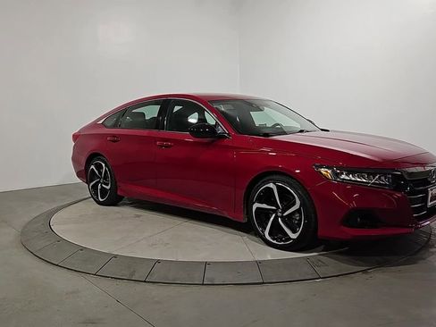 Used 2021 Honda Accord Sport image 7