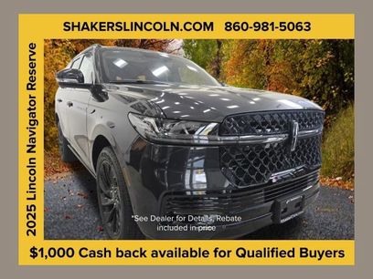 New 2025 Lincoln Navigator Reserve w/ Jet Appearance Package