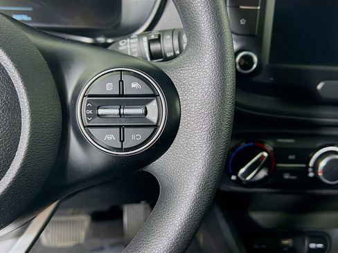 Used 2023 Kia Soul LX w/ LX Technology Package image 20