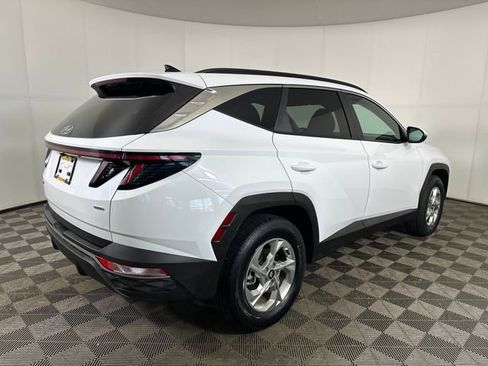 Used 2023 Hyundai Tucson SEL AWD/4WD image 3