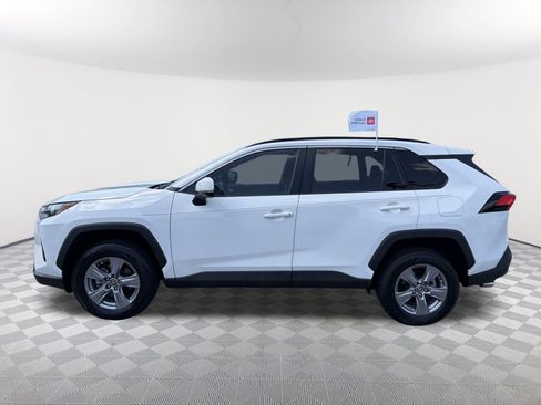 Certified 2022 Toyota RAV4 XLE FWD image 13