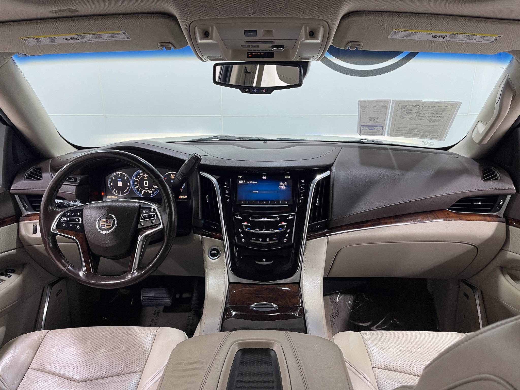 Used 2015 Cadillac Escalade Premium AWD/4WD image 19