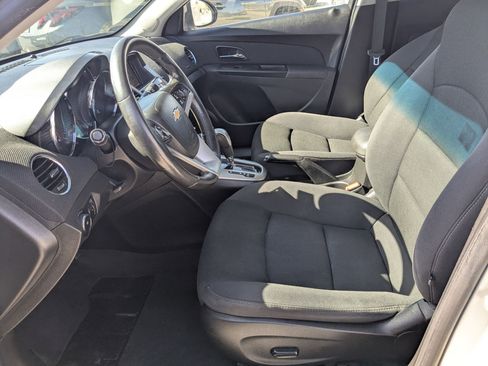 Used 2014 Chevrolet Cruze LT w/ RS Package image 17