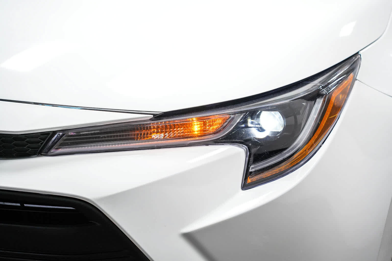 Certified 2024 Toyota Corolla LE FWD image 11