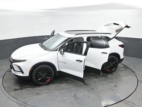 Used 2023 Chevrolet Blazer LT AWD/4WD image 56