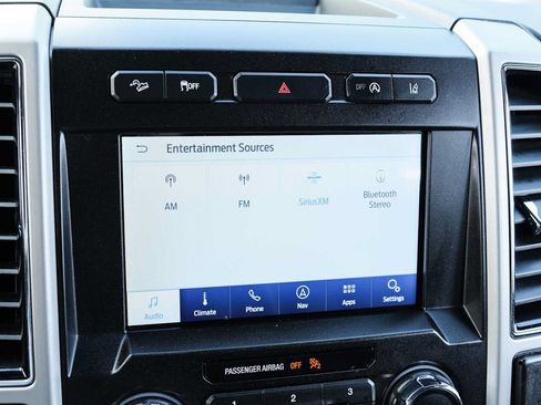 Used 2020 Ford F150 Lariat AWD/4WD image 46