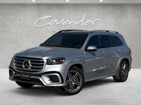 Used 2025 Mercedes-Benz GLS 450 4MATIC image 1
