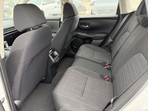 Certified 2023 Honda HR-V LX image 17