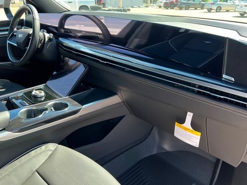 New 2026 Cadillac Escalade Sport w/ Touring Package AWD/4WD image 26