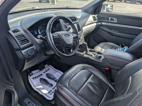 Used 2018 Ford Explorer Sport AWD/4WD image 12