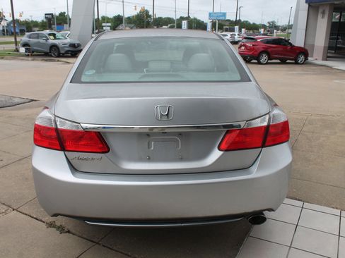 Used 2015 Honda Accord LX image 5