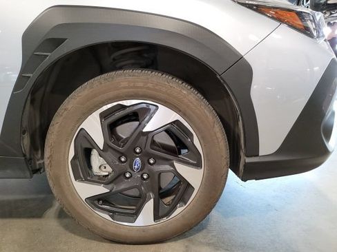 Used 2024 Subaru Crosstrek 2.5i Limited w/ Crosstrek Mirror Package AWD/4WD image 16