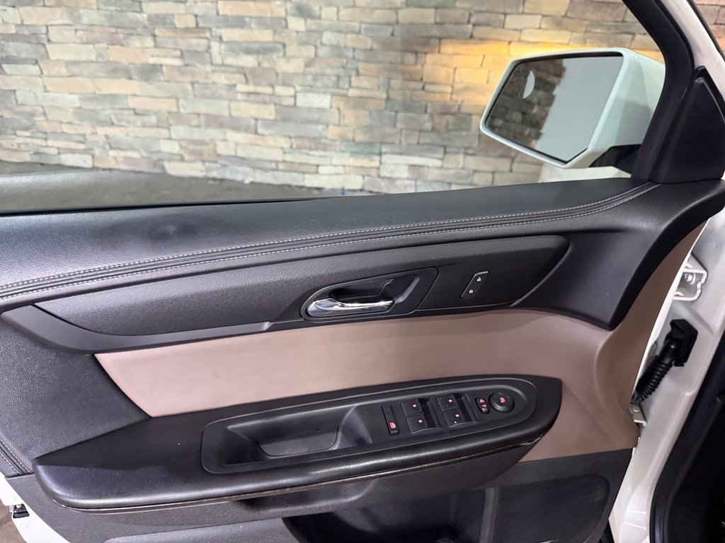 Used 2013 GMC Acadia SLT FWD image 12