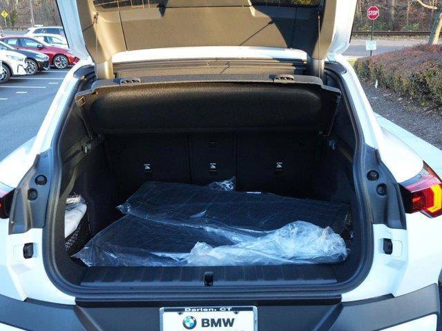 Used 2026 BMW X2 xDrive28i w/ Technology Package AWD/4WD image 21