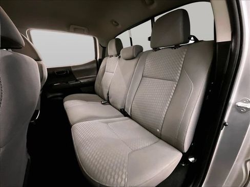 Used 2022 Toyota Tacoma SR AWD/4WD image 25