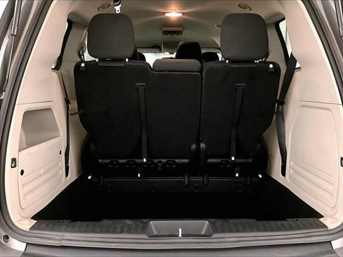 Used 2017 Dodge Grand Caravan SE w/ Power Window Group FWD image 36