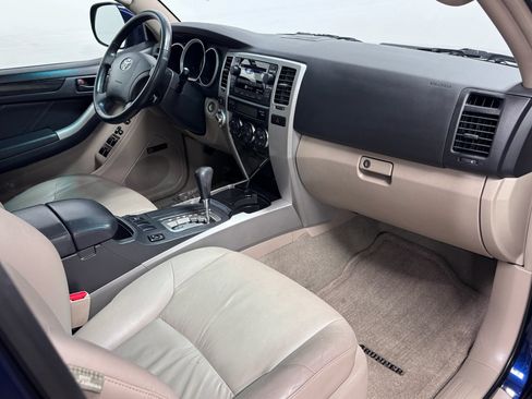 Used 2006 Toyota 4Runner Limited AWD/4WD image 15