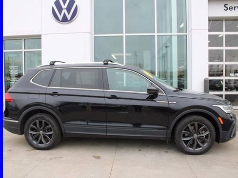 Certified 2023 Volkswagen Tiguan SE image 5