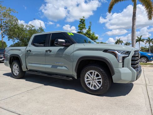 Used 2024 Toyota Tundra SR5 w/ SR5 Convenience Package RWD image 2